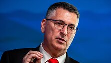 Gideonas Saaras / Michael Kappeler / dpa/picture-alliance