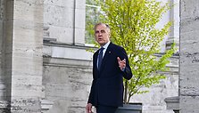 Markas Carney / Spencer Colby / ZUMAPRESS.com