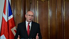 Johnas Healey / TOBIAS SCHWARZ / AFP
