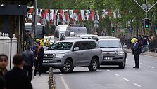 Apsaugos konvojus / YASIN AKGUL / AFP