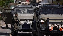 Izraelio kariuomenė Vakarų Krante / MOHAMMAD MANSOUR / AFP