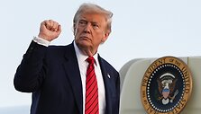 Julia Demaree Nikhinson / AP