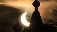 Pavel Mikheyev / REUTERS