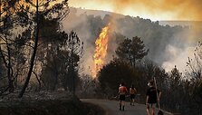 Gaisrai Ispanijoje / MIGUEL RIOPA / AFP