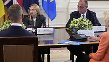 F. Merzas Baltuosiuose rūmuose /  / AP