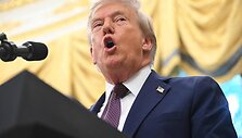 D. Trumpas / SAUL LOEB / AFP