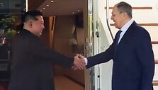 Kim Jong Unas ir Sergejus Lavrovas / HANDOUT / AFP