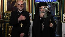 Jeruzalės lotynų patriarchas Pierbattista Pizzaballa ir graikų ortodoksų patriarchas Teofilas III Gazos Ruože / OMAR AL-QATTAA / AFP