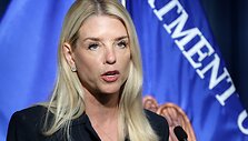 Generalinė prokurorė Pam Bondi / ALEX WONG / Getty Images via AFP