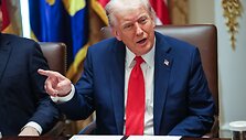 Donaldas Trumpas / Samuel Corum - Pool via CNP / ZUMAPRESS.com