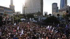 Į Izraelį grąžinami &bdquo;Hamas&ldquo; pagrobti įkaitai