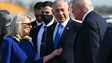 B. Netanyahu su D. Trumpu / SAUL LOEB / AFP