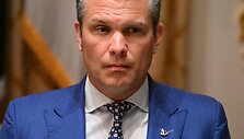Pete'as Hegsethas / SAUL LOEB / AFP