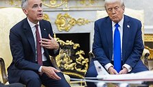M. Carney ir D. Trumpas /  / Shawn Thew/POOL via CNP/INSTARim