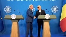 &bdquo;Rheinmetall&ldquo; sutarties su Rumunija pasira&scaron;ymo ceremonija /  / AP