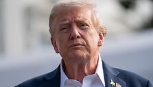 Donaldas Trumpas / ALLISON ROBBERT / AFP