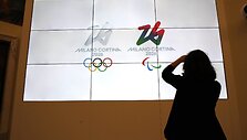 Milano-Kortinos žiemos olimpiados logotipas /  / AP