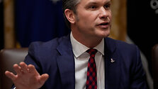 Pete'as Hegsethas /  / AP