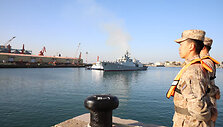 Kinijos karo laivas / Liu Fang / ZUMAPRESS.com