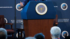Pete'as Hegsethas / CAYLO SEALS / Getty Images via AFP