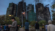 Gaisras Honkonge / DALE DE LA REY / AFP
