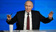 ALEXANDER NEMENOV / AFP