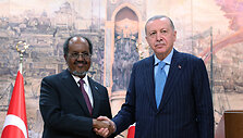 Recepas Tayyipas Erdoganas su Somalio prezidentu / HANDOUT / AFP