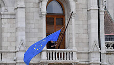 FERENC ISZA / AFP