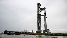 &bdquo;SpaceX&ldquo; raketa / RONALDO SCHEMIDT / AFP