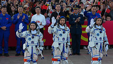 Kinijos astronautai /  / AP