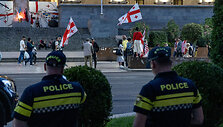 Policija prie demonstrantų Tbilisyje / Moe Zoyari / ZUMAPRESS.com