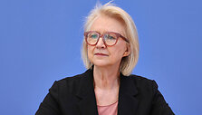 Ekonomikos ekspertų tarybos pirmininkė Monika Schnitzer / IMAGO/dts Nachrichtenagentur / IMAGO/dts Nachrichtenagentur