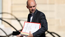 Jeanas-Noelis Barrot / TOM NICHOLSON / AFP