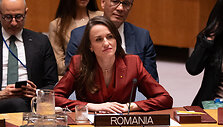 Oana Toiu / Lev Radin / ZUMAPRESS.com