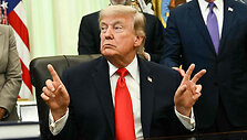 Donaldas Trumpas / KENT NISHIMURA / AFP