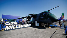Embraer C-390 Millennium / Benoit Tessier / REUTERS