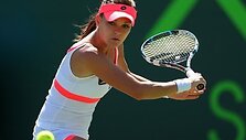 VIDEO kadras: &bdquo;Sony Open Tennis&ldquo; turnyre Majamyje paai&scaron;kėjo pirmosios keturios moterų varžybų a&scaron;tuntfinalio poros