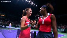 VIDEO kadras: Serena Williams ir Marija &Scaron;arapova kausis Stambulo finale