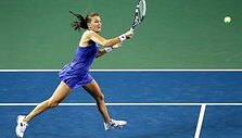 VIDEO kadras: Favoričių nesėkmės WTA serijos teniso turnyre Japonijos sostinėje