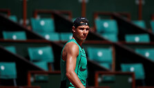 Rafaelis Nadalis surengė pirmą treniruotę &bdquo;Roland Garros&ldquo; kortuose