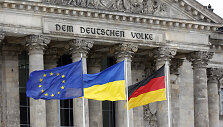 Metinių proga prie Reichstago Berlyne i&scaron;kelta Ukrainos vėliava