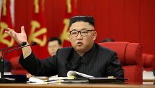 Kim Jong Unas sulyso: kodėl?