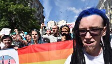LGBT eitynės