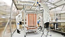XENON1T projekto &scaron;irdis &ndash; ksenono kamera