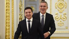 Volodymyras Zelenskis ir Jensas Stoltenbergas 2019 m. spalio 31 d.