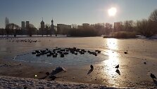 Specialistų teigimu, ledas dar nesaugus.