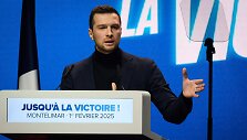 Jordanas Bardella / JEAN-PHILIPPE KSIAZEK / AFP
