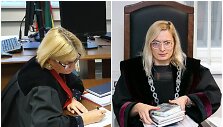 Prokurorė J.Karčinskienė (kairėje) jokio kaltinamojo akto broko neįžvelgė, tačiau pamatinį bylos dokumentą kriti&scaron;kai įvertino teisėja K.Grinevičiūtė.