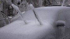 Apledėjęs automobilis