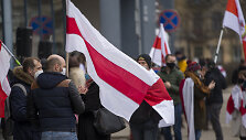 Baltarusijos nepriklausomybės dienos minėjimas prie Baltarusijos ambasados